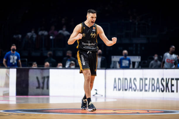 他的爆料往 他的爆料往