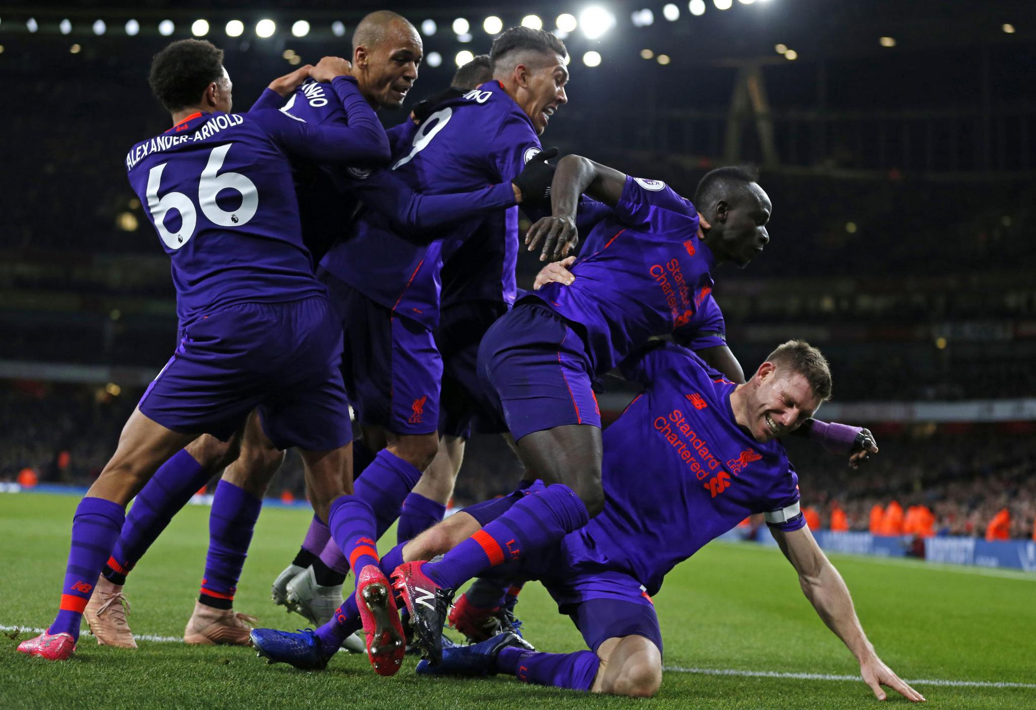 密鼓地进行 密鼓地进行