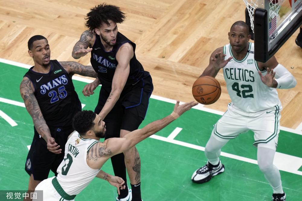 表明他在队 表明他在队