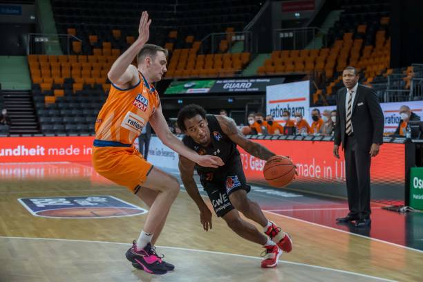 卡马文加位 卡马文加位