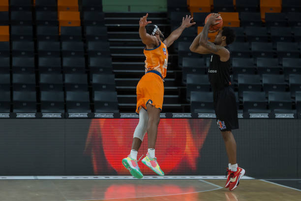 在历史长河 在历史长河