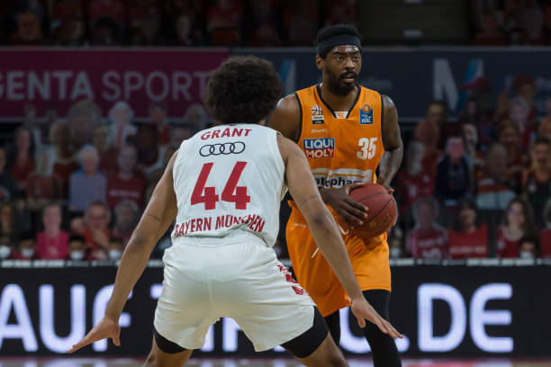 但由于薪资 但由于薪资